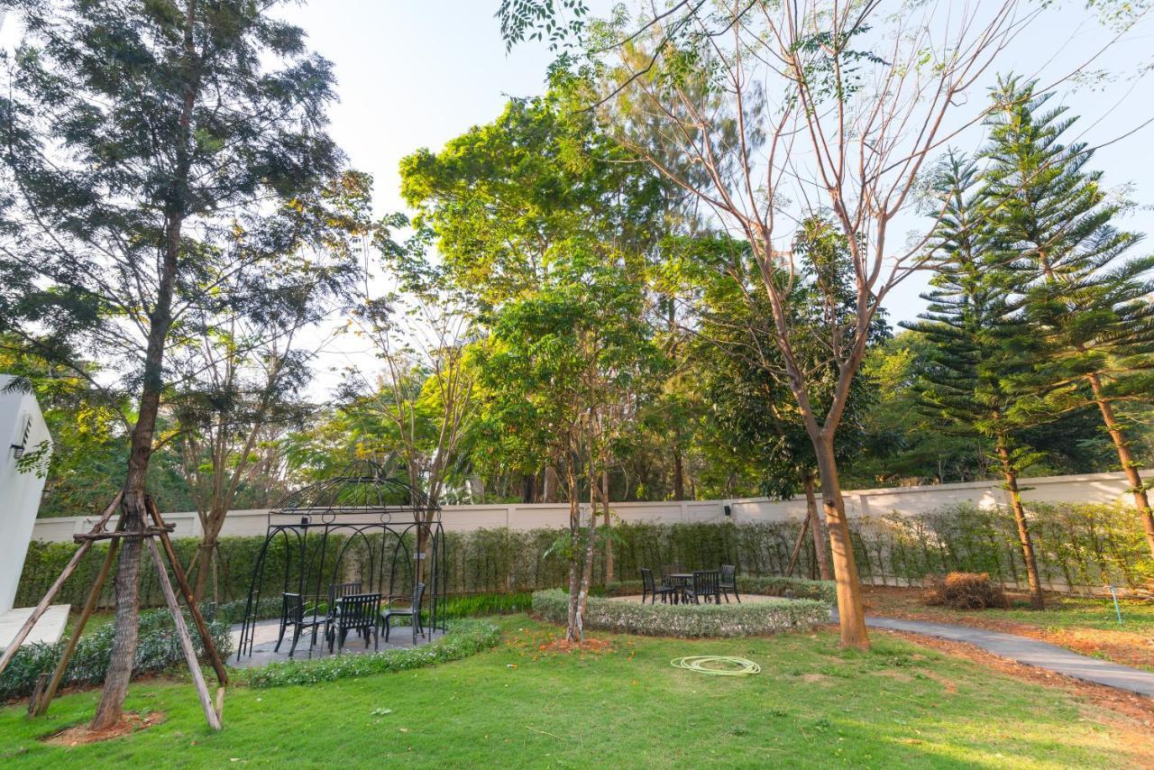 The Courtyard Khaoyai by Praweena Му Си Екстериор снимка