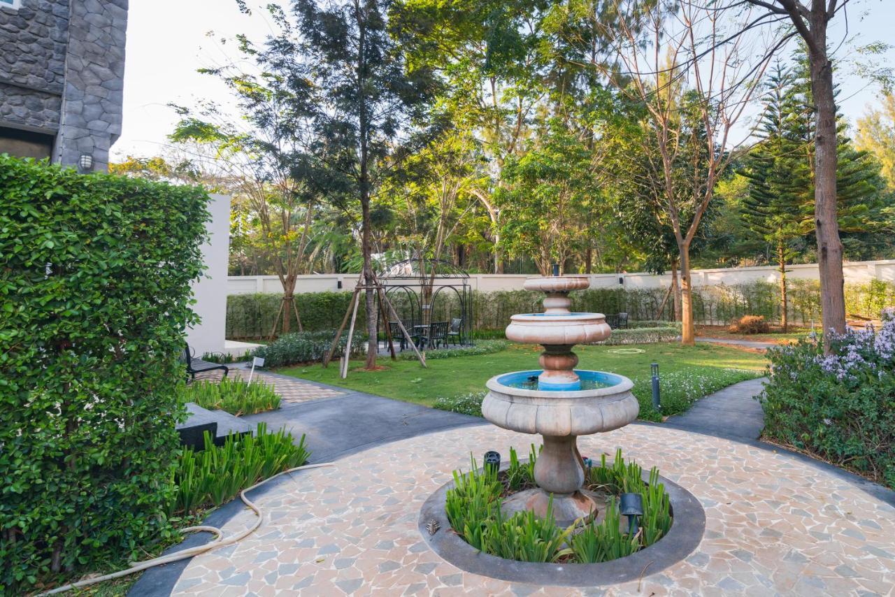 The Courtyard Khaoyai by Praweena Му Си Екстериор снимка